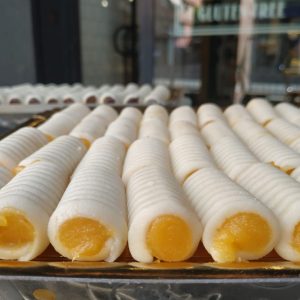 Huesos-de-Santo-Yema-Sin-Gluten-www.panaderiajmgarcia.com-panaderia-alicante